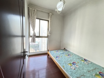 3室1廳1陽(yáng)臺(tái) 金色俊園