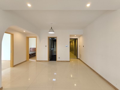 3室2廳2陽臺 俊發(fā)城玉蘭苑