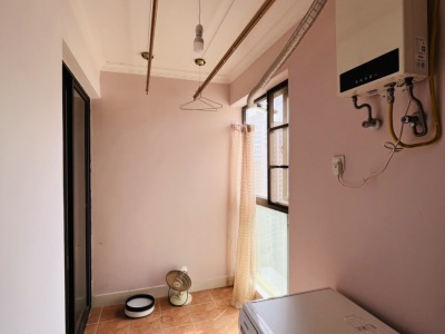 3室2廳1陽(yáng)臺(tái) 盛高大城二期