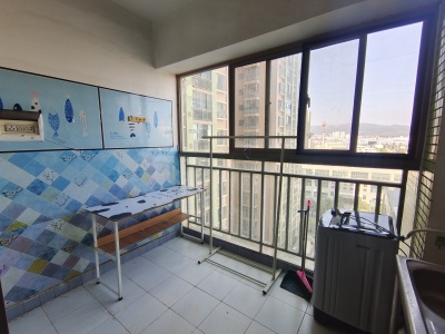 1室1廳1陽臺 天驕北麓南區(qū)