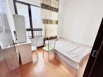 3室2廳1陽臺 葡萄街區(qū)天宇康苑