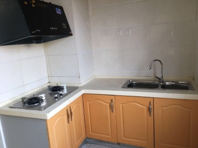 1室1廳1陽(yáng)臺(tái) 濱江俊園回遷組團(tuán)