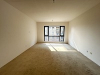 4室2廳1陽臺 海埂悅府客廳