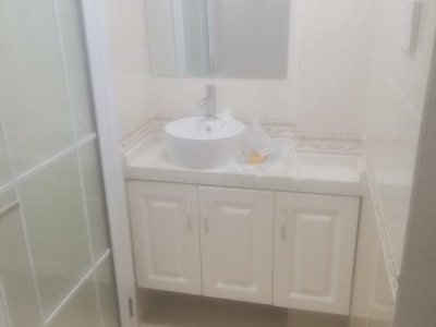 3室2廳1陽(yáng)臺(tái) 86街公寓U2