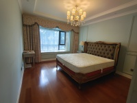 3室2廳1陽臺 金域緹香臥室