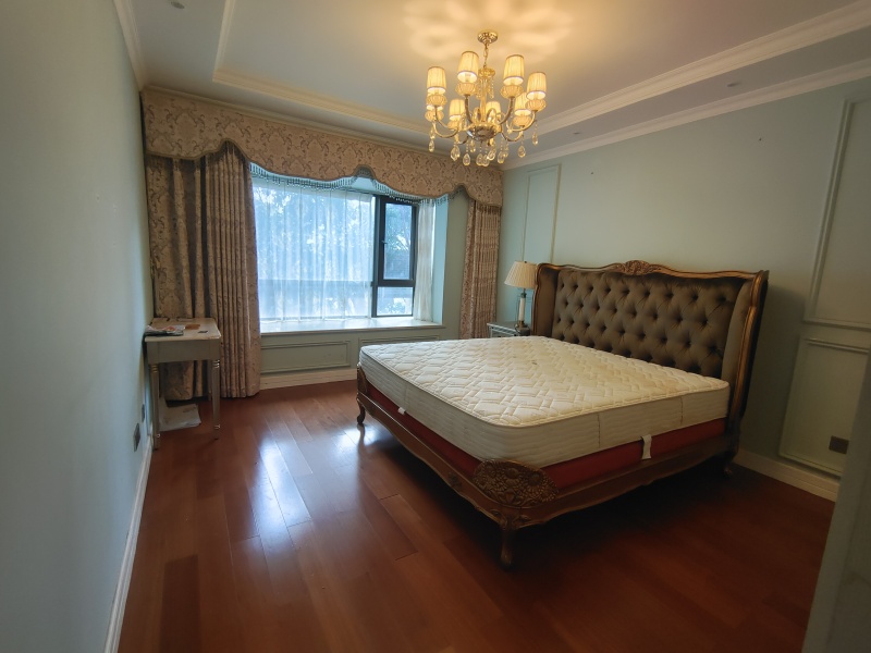 3室2廳1陽臺 金域緹香臥室