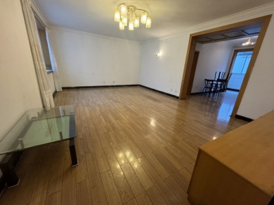 3室3廳1陽(yáng)臺(tái) 金實(shí)小區(qū)華信園