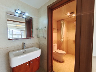 4室2廳2陽臺 天驕北麓北區(qū)