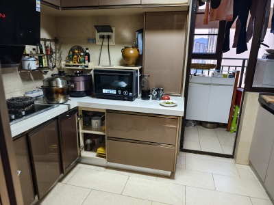 3室2廳2陽(yáng)臺(tái) 萬(wàn)象名城