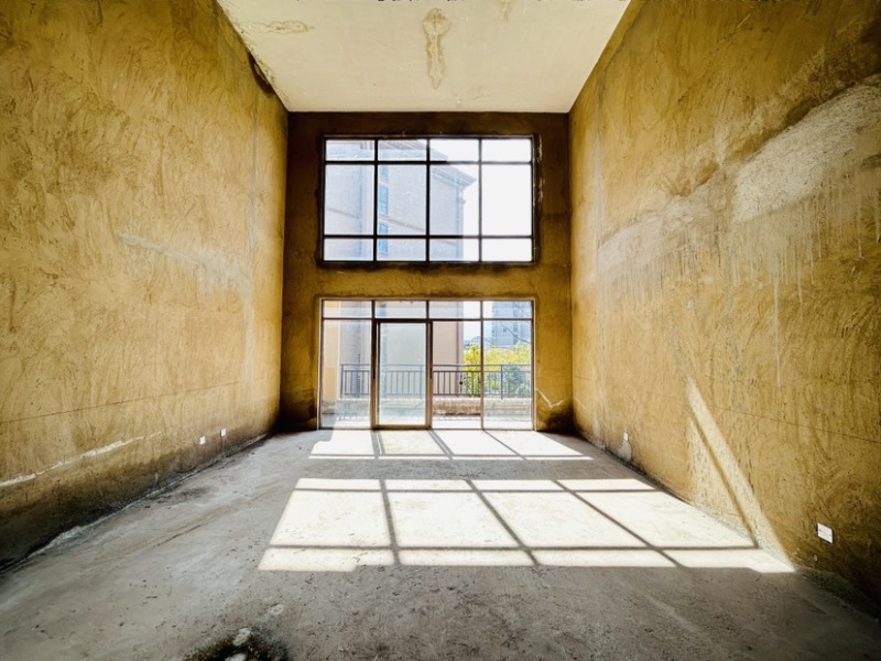 4室2廳3陽(yáng)臺(tái) 西南海F地塊別墅客廳