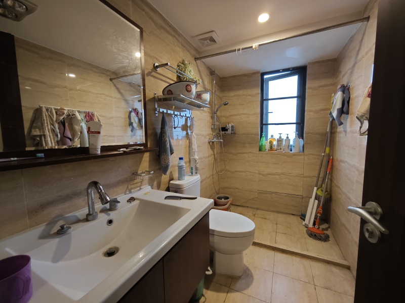 3室2廳2陽臺(tái) 魅力之城二、四期衛(wèi)生間