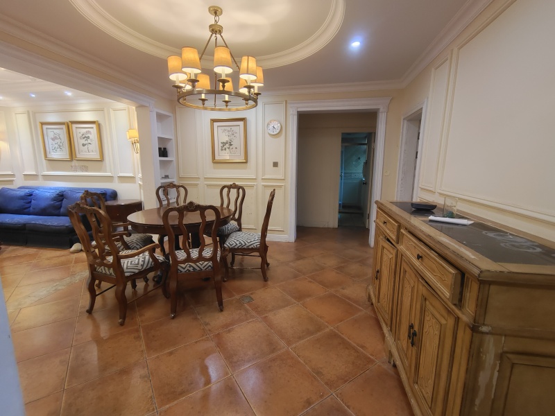 3室2廳1陽臺 金域緹香餐廳