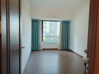 4室2廳2陽臺 萬科翡翠一期臥室