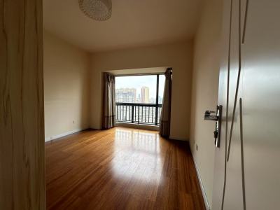 3室2廳1陽臺 版筑翠園