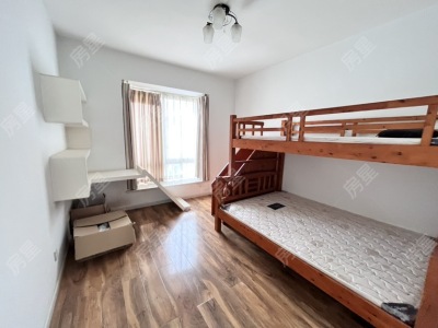 5室2廳2陽臺(tái) 青青小鎮(zhèn)