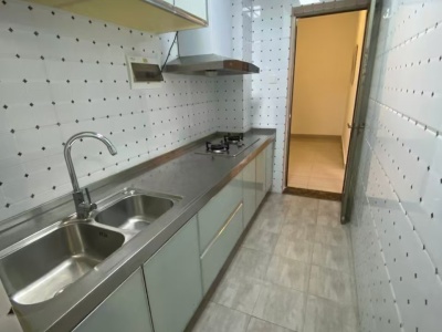 3室2廳1陽臺(tái) 萬宏國際三期