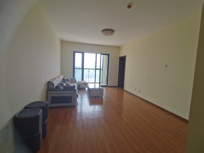 2室2廳2陽臺(tái) 金泰國(guó)際一期