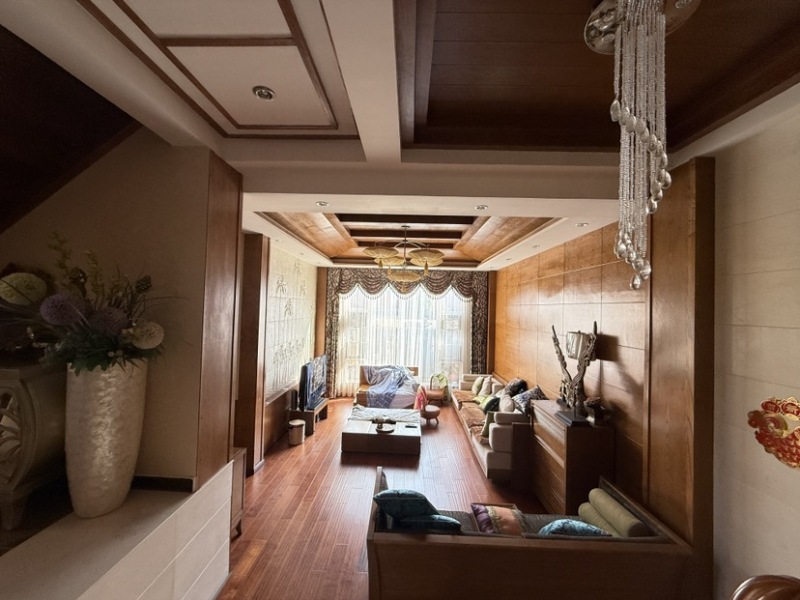 4室2廳1陽(yáng)臺(tái) 野鴨湖小區(qū)別墅客廳