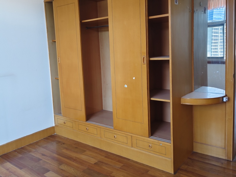 2室2廳1陽臺 昆沙路177號餐廳