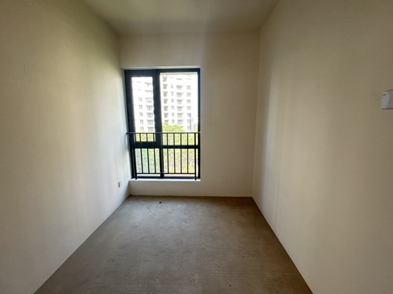 4室2廳1陽臺 海埂悅府書房