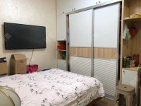 4室2廳2陽臺 俊發(fā)逸天峰臥室