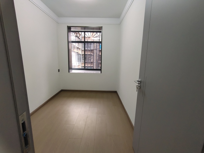 3室1廳1陽臺 省化工研究院宿舍（東風(fēng)東路120號、東風(fēng)東路122號）臥室