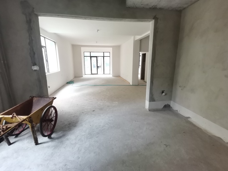 5室2廳 綠地海珀瀾庭別墅餐廳