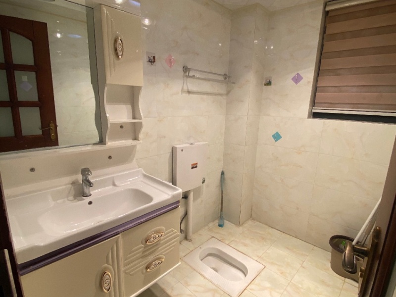 2室2廳1陽臺(tái) 萬宏國際三期衛(wèi)生間