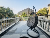 5室3廳2陽(yáng)臺(tái) 滇池衛(wèi)城橡樹(shù)莊園別墅自家花園