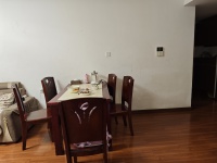 3室2廳2陽臺(tái) 魅力之城二、四期餐廳