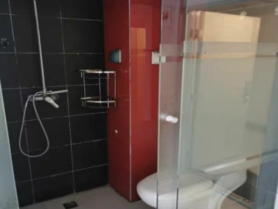 1室1廳1陽臺(tái) 愛尚公寓