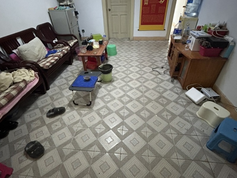 2室2廳1陽臺 西壩路283號客廳