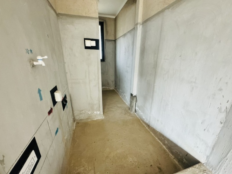 4室2廳3陽臺 華夏四季二期衛(wèi)生間