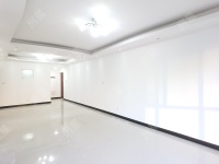 3室2廳1陽(yáng)臺(tái) 同德昆明廣場(chǎng)B區(qū)客廳