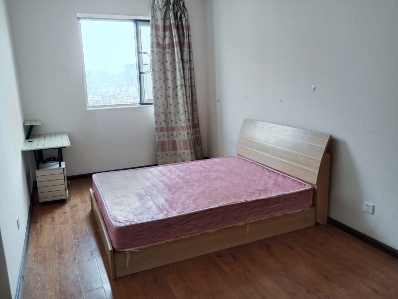 3室2廳 廣福城雅福園臥室