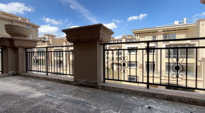 4室2廳3陽(yáng)臺(tái) 西南海F地塊別墅陽(yáng)臺(tái)