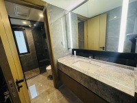 4室2廳2陽臺(tái) 華夏四季三期衛(wèi)生間