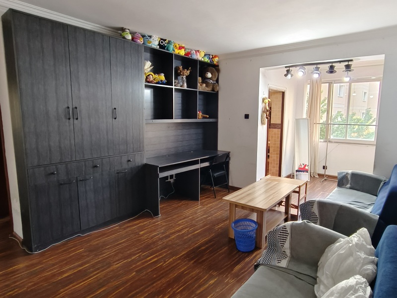 1室1廳 江東鳴翠園東區(qū)客廳