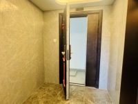 4室2廳3陽臺 華夏四季二期門廳