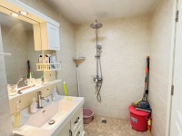 2室2廳1陽臺(tái) 人民路壹號(hào)廣場(chǎng)(壹號(hào)歡樂城)衛(wèi)生間