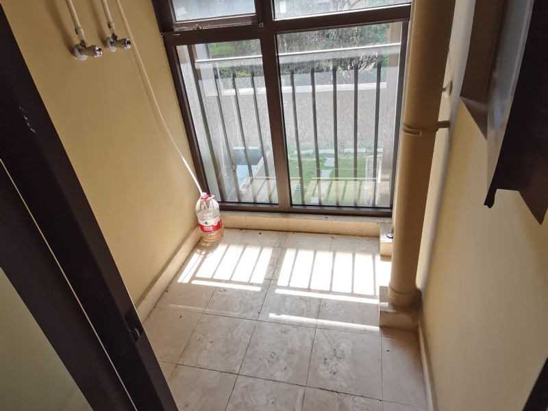 3室2廳2陽臺(tái) 金地珺悅陽臺(tái)