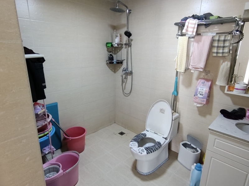 3室1廳 金馬悅城衛(wèi)生間