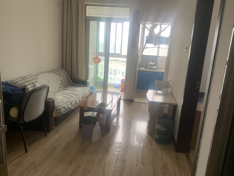 1室1廳1陽臺 七彩之門餐廳