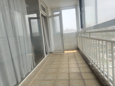 4室2廳2陽臺 湖畔之夢陽臺