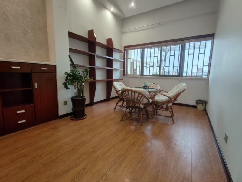 5室2廳3陽臺(tái) 香檳小鎮(zhèn)別墅其他