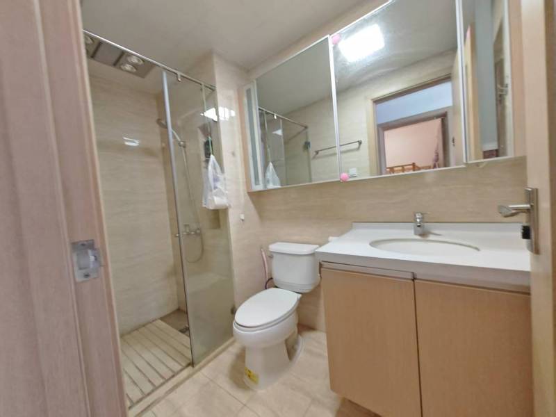 2室1廳1陽臺(tái) 中海學(xué)府路8號(hào)衛(wèi)生間