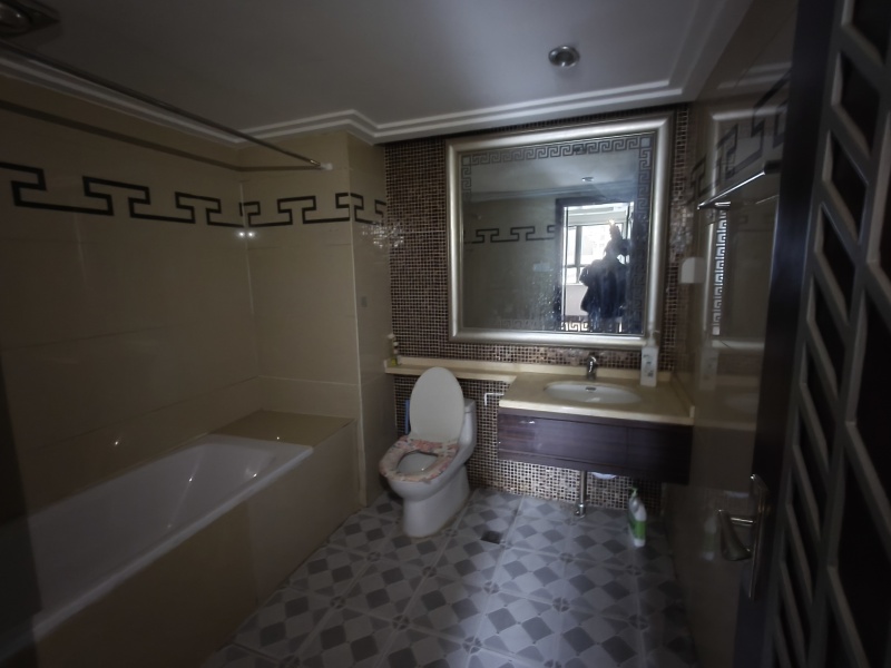 3室2廳1陽臺 欣都龍城公寓衛(wèi)生間