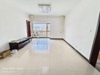 2室2廳1陽臺 花香四季客廳