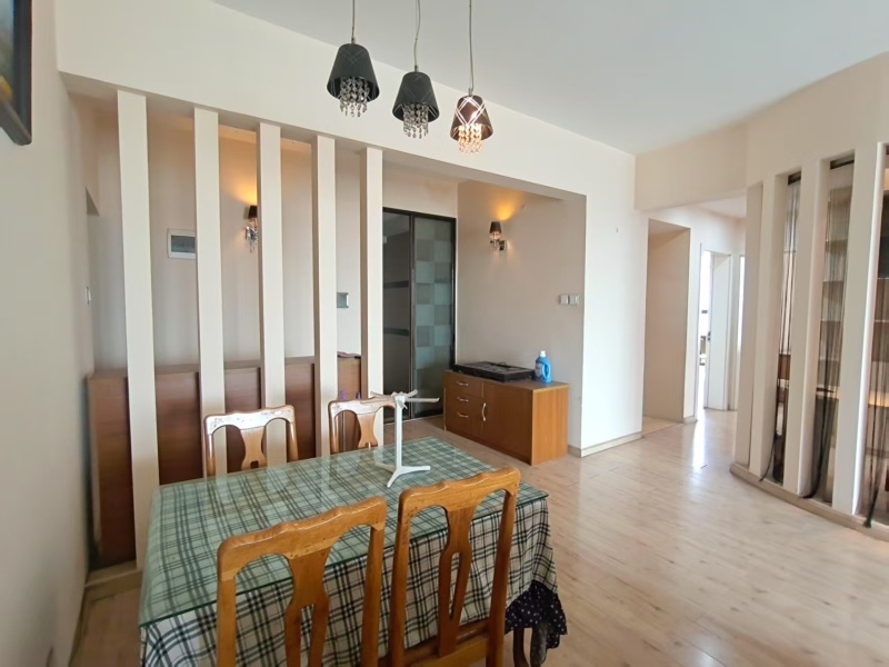 3室2廳2陽(yáng)臺(tái) 上東城餐廳