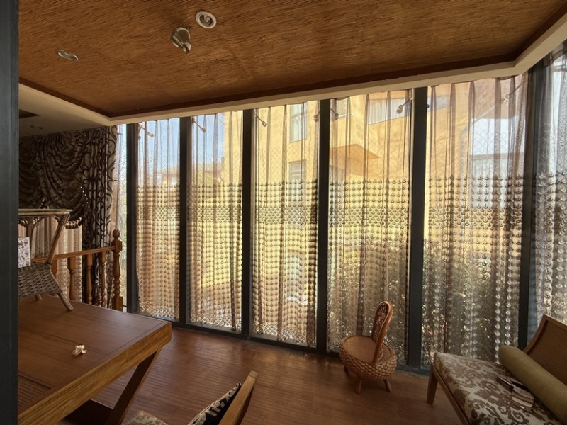 4室2廳1陽(yáng)臺(tái) 野鴨湖小區(qū)別墅書房